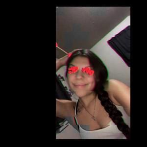 Meet your Posher, Alexis